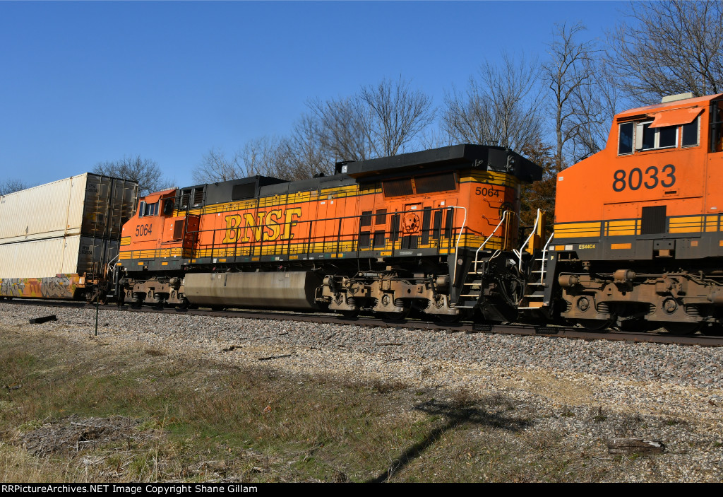 BNSF 5064 Roster shot